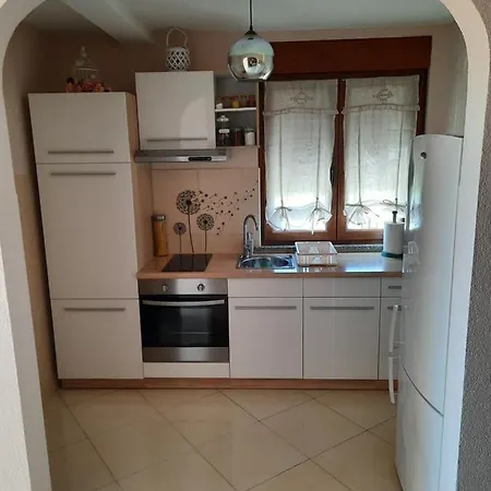 Apartman Lana Appartamento Umago
