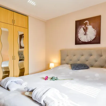 Apartman Lana Appartamento *
