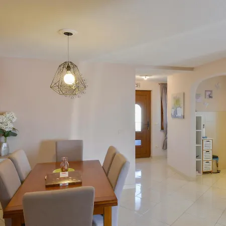 Apartman Lana