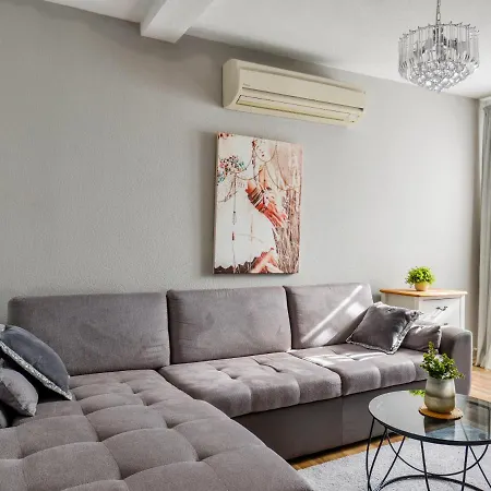 Apartman Lana Appartamento *