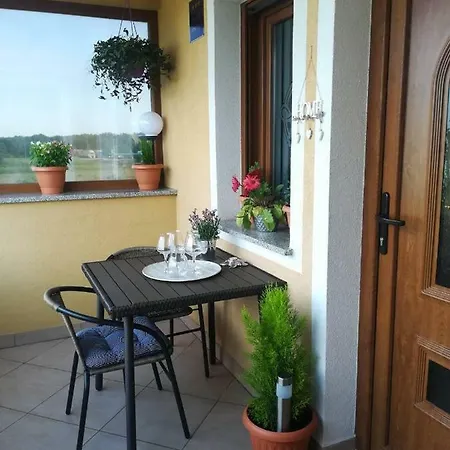 Apartment Apartman Lana