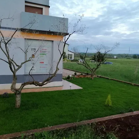 Apartman Lana Appartamento Umago